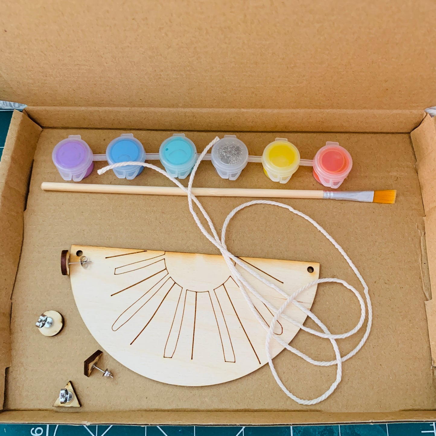 Paint Your Own Jewellery Set